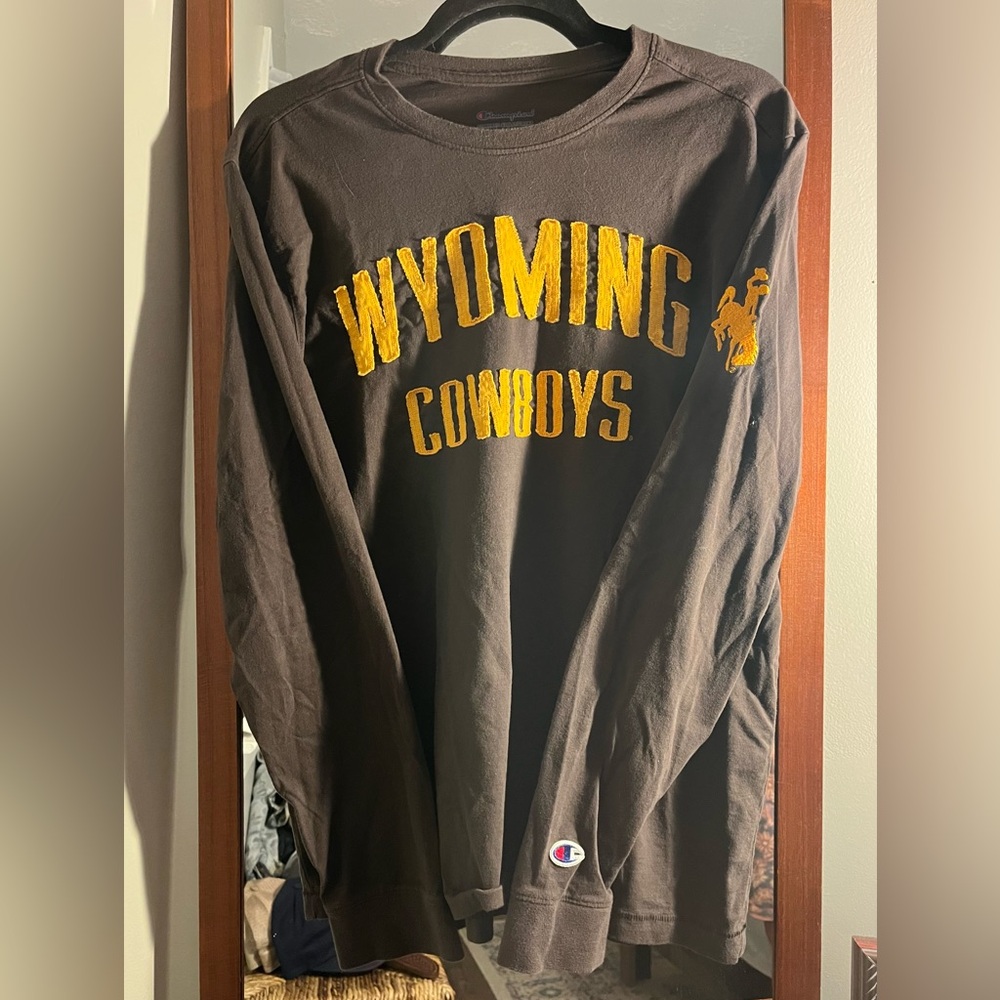 Wyoming Cowboys LS champion shirt